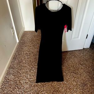 Black lightweight versatile dress